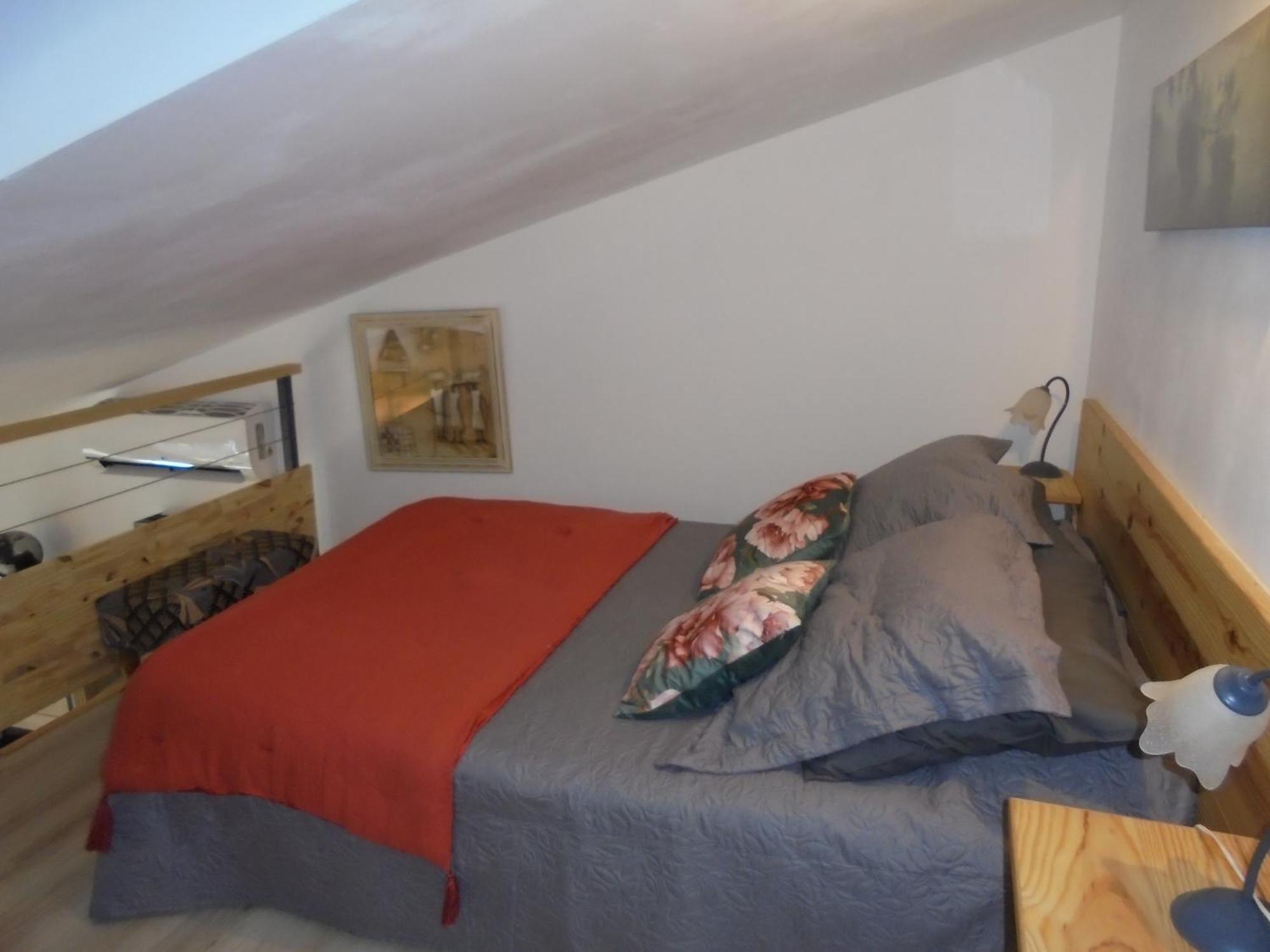 Studio Gabriel Avec Mezzanine Bedarieux Bagian luar foto