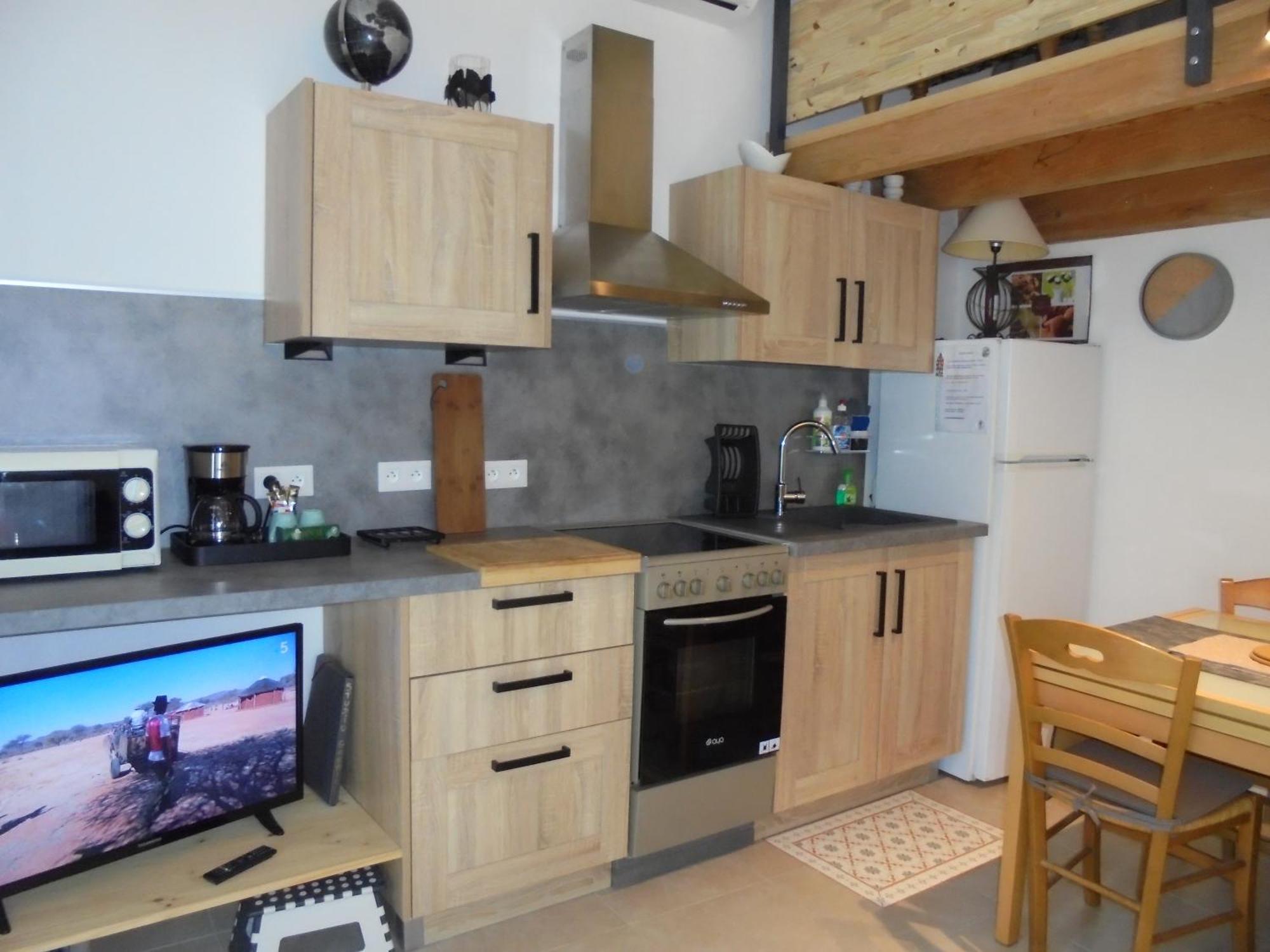 Studio Gabriel Avec Mezzanine Bedarieux Bagian luar foto